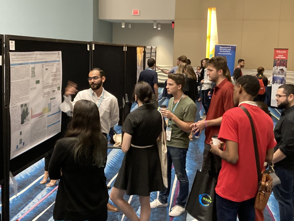 M. Murillo presents his work during i-RIPS.